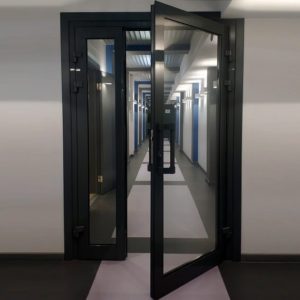 Алюминиевая дверь 900×2200 мм. Алюминиевая дверь 900×2200 мм.